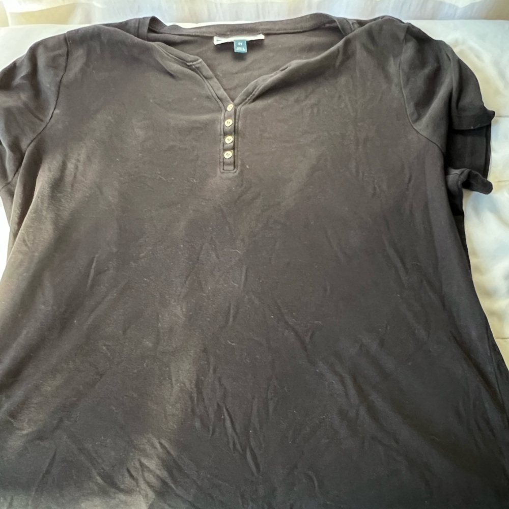 Karen Scott Women’s Black Cotton Henley Short Sleeve Tee